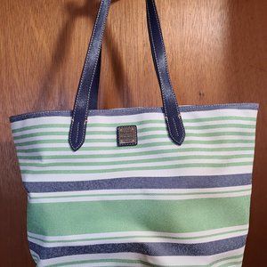 Dooney & Bourke tote